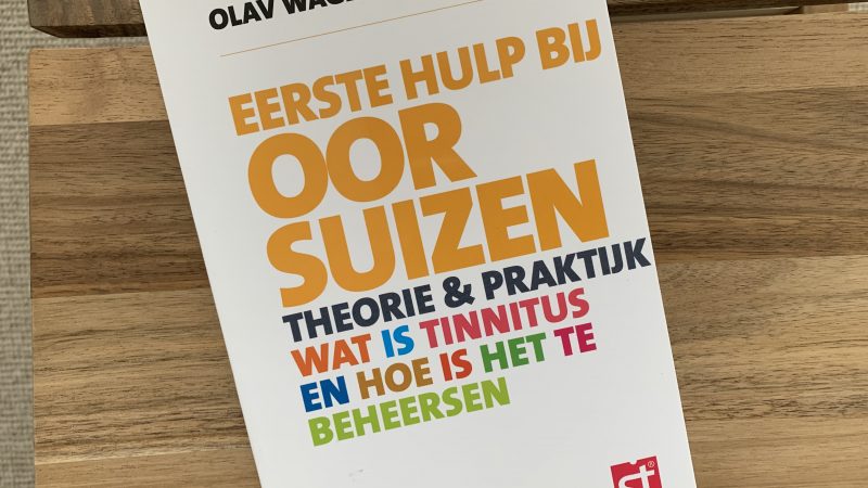 Eerste hulp bij oorsuizen: een praktisch boek